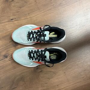 Brooks Gray and Black Athletic Running Shoes